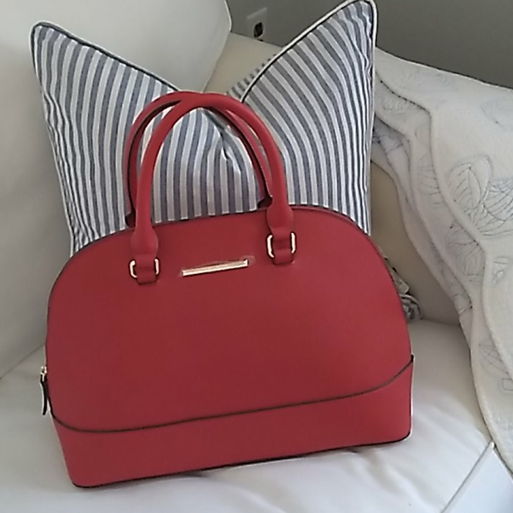 ANNE KLEIN HANDBAG